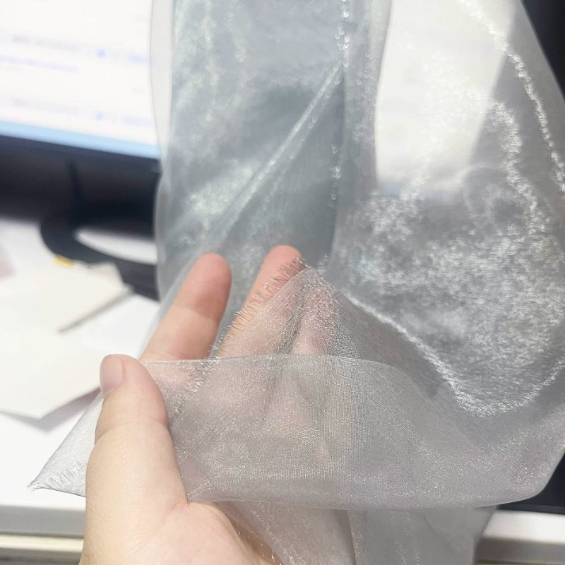 Sewing Garments - 1x1.45m さまざまなスタイルのグレー/ゴールドオーガンザシフォン生地、ドレスや衣類の縫製DIY用