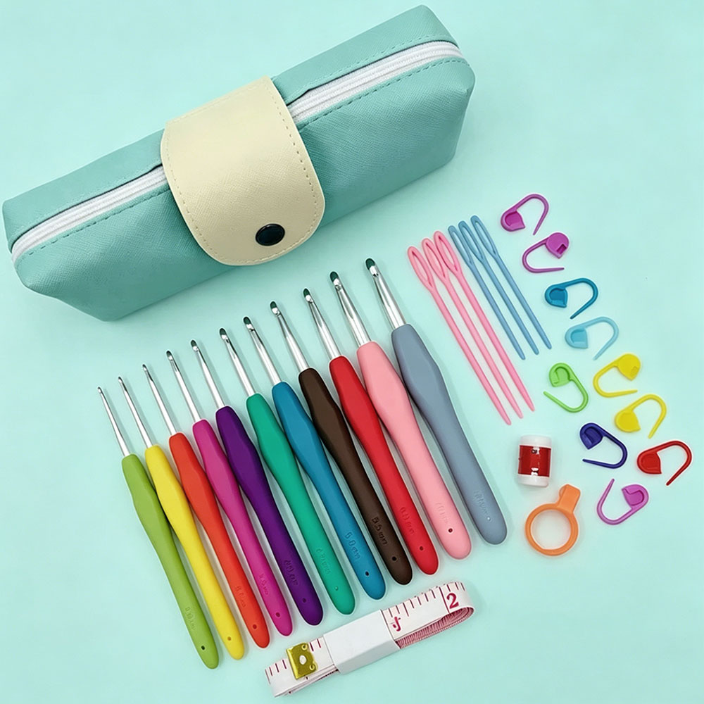 Sewing Necessities - 37個のかぎ針編みフックキット、収納バッグ付き、ソフトハンドルのかぎ針、編み針セット、初心者向けDIY縫製織りツール