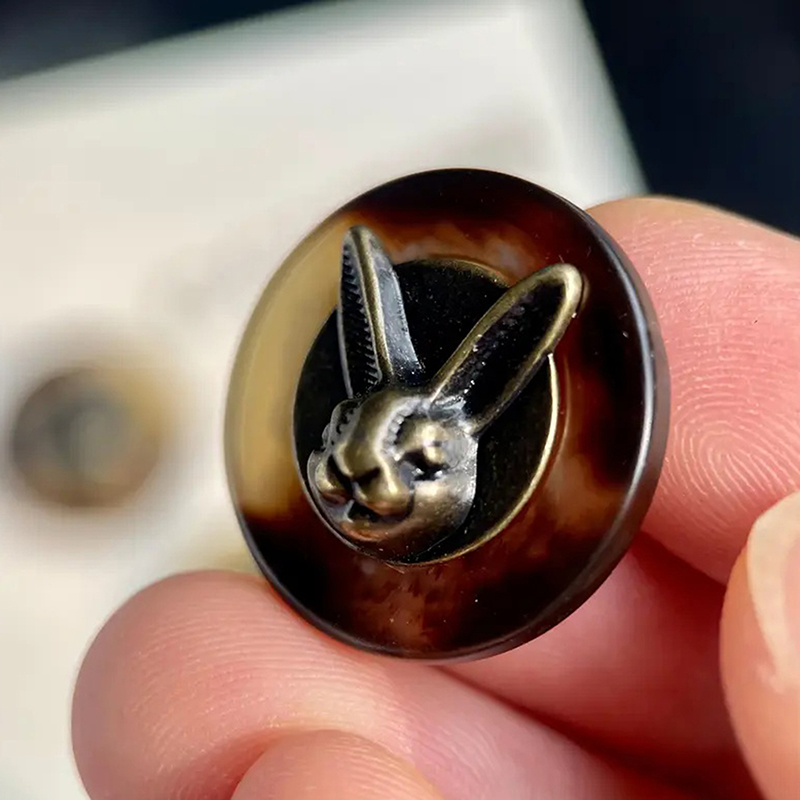 10個入り 25mm ヴィンテージ銅製ウサギの頭飾りボタン  - Sewing In Textile のレビューと価格